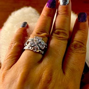 New I set Heart ❤️ 3 💍 Ring  together size 7